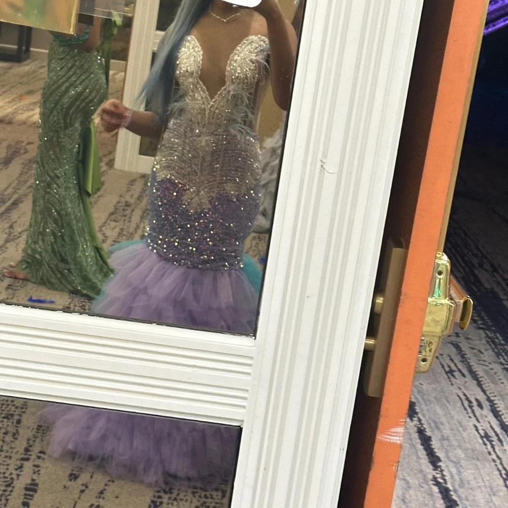 Prom dress - Picture 3 of 4